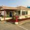 Travelers Inn Motel - Salem