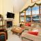 Zephyr Mountain Lodge