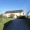 Cottage in an old remote farmhouse - Giroux