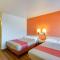 Motel 6-Phoenix, AZ - East