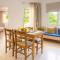Melissa Apartments, Studios & Suites