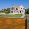 Filon Ktima Beachfront Upscale Villa - 卡拉瓦杜斯