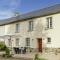 Holiday home with pretty terrace and garden, near the Paimpont forest - Lanrelas