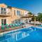 Foto: Magnificent Villa in Supetar with Swimming Pool 10/29