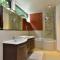 Glas House - Design Holiday Home