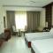 Vavas Inn & Suites