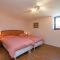 Spacious Waimes Villa