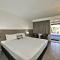 Smart Motels Bert Hinkler Bundaberg