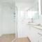 Foto: Beachpoint, Unit 501, 28 North Street 4/4