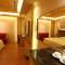 R7 Hotel