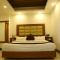 Hotel Devlok Primal