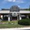 Days Inn & Suites by Wyndham Rochester Hills MI