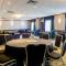 Foto: Best Western Plus Village Park Inn 39/53