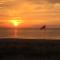 Adams Ocean Front Resort - ديوي بيتش