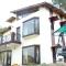 Hostie Sharanam - 2BHK Pvt Mountain Villa, Majkhali