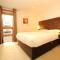 PREMIER SUITES Bristol Cabot