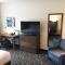 Gundersen Hotel & Suites - La Crosse