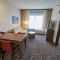 Gundersen Hotel & Suites