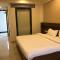 Holy River Hotel - Rishikesh