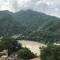 Holy River Hotel - Rishīkesh
