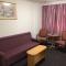 Edgecliff Lodge Motel