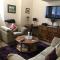 City Centre Executive Apartment - Private Parking, Gym & Sauna