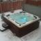 Foto: Luxury home with hot tub 35/38