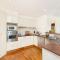 Byron Bay Accom Unit 1 22 Paterson Street, Byron Bay - Solaris - Byron Bay