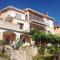 Apartments Alma