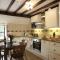 Vulcan Lodge Cottages