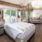 The Rockwell-Harrison Guest Lodge