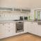 Villa Manda with sea view, 2 terraces & parking