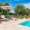 Can Pina - Eco Cascada -