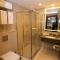 Viola Hotel Suites