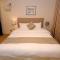 Viola Hotel Suites