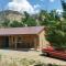 Grizzly Roadhouse Bed and Breakfast