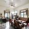 Reny Lake Warm Hostel