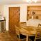 Slieve Donard Cottage Widows Row cottages - نيوكاسل