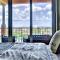 Harborview Grande 700 Waterfront Condo