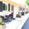 Shorewood Inn