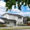 Broadway Motel & Miro Court Villas