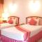 Phuket Golden Sand Inn - SHA Extra Plus