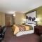 Super 8 by Wyndham Miamisburg Dayton S Area OH