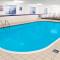 Super 8 by Wyndham Monmouth IL - Monmouth