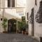 Cozy apartment in via degli Spagnoli - FromHometoRome