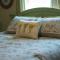 Poppy Sister Inn