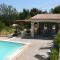 Les Karakis, piscine au sel, jardin 5000m2