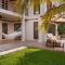 Las Verandas Hotel & Villas - First Bight