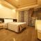 Hua Yue Hotel
