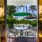 Salt Beach Hotel